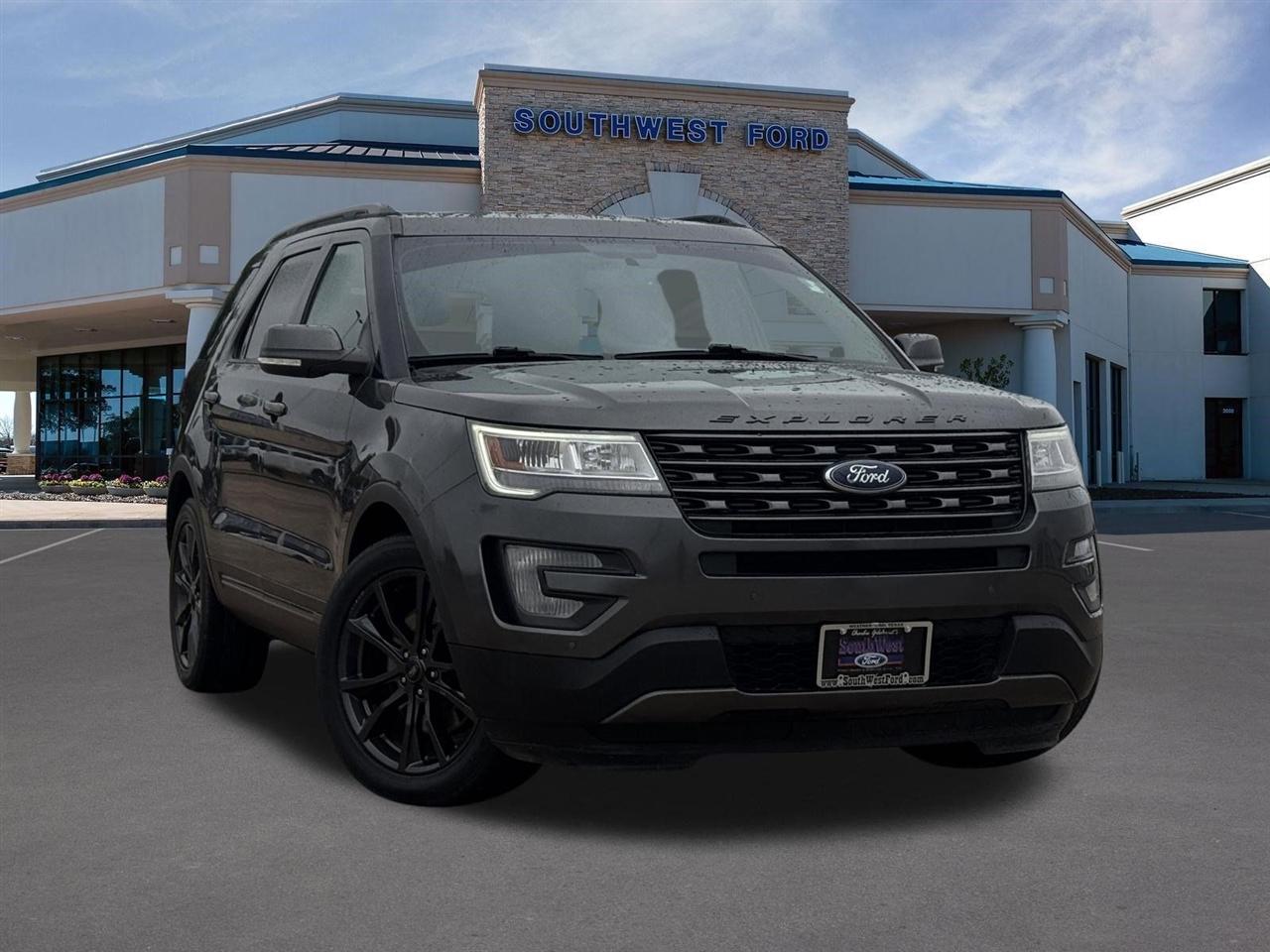 2017 Ford Explorer XLT FWD