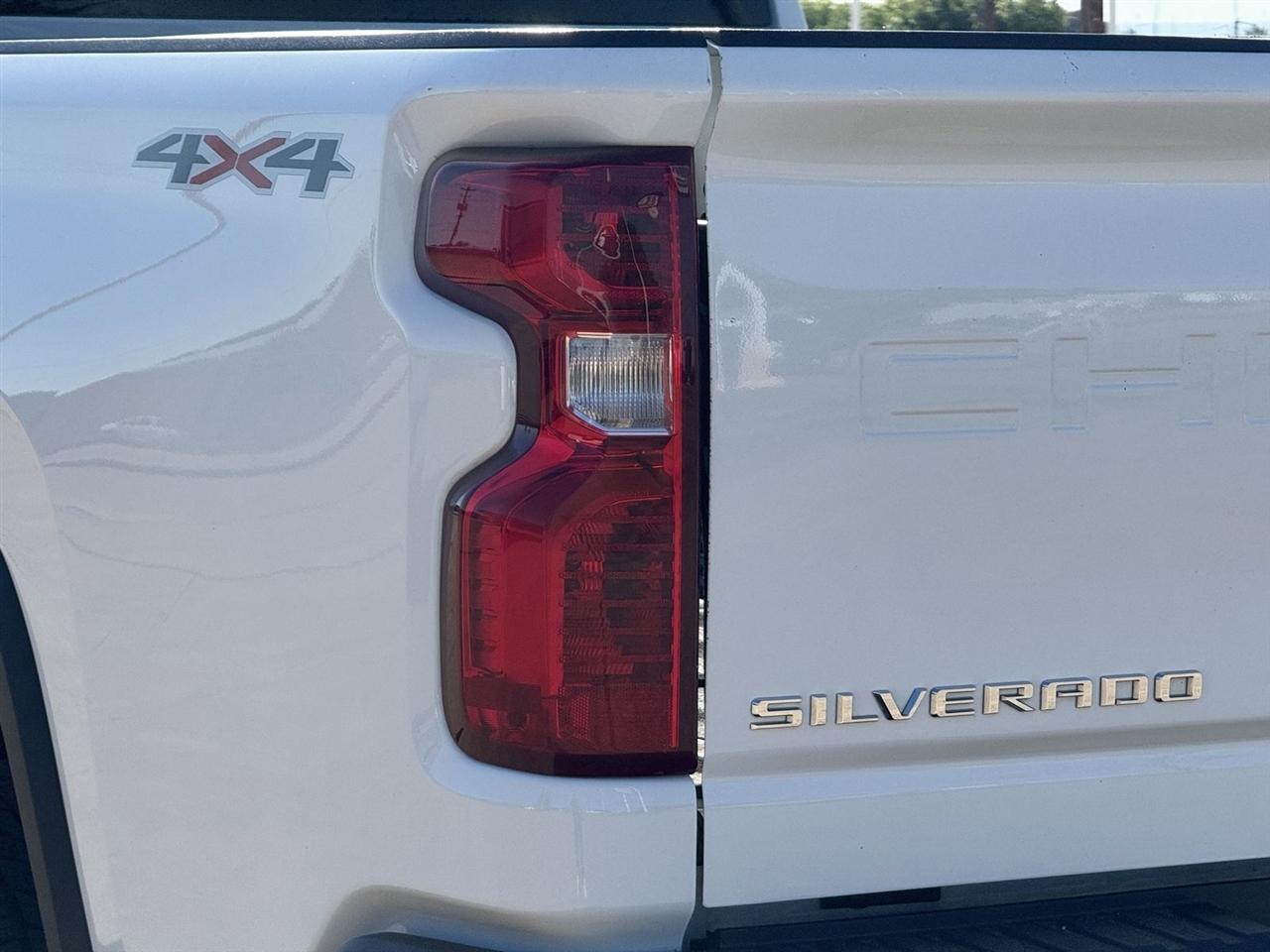 Chevrolet Silverado 2500HD 4WD Crew Cab 172" Work Truck 2023