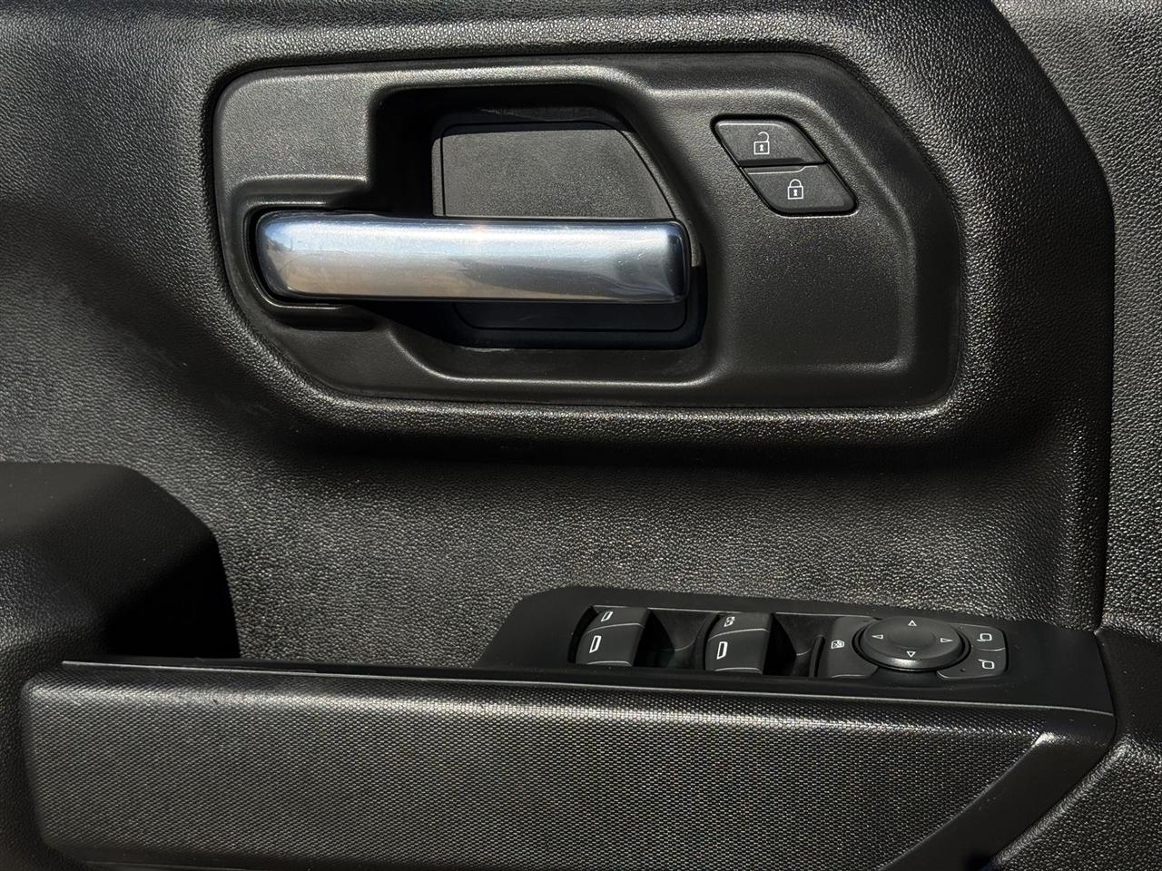 Chevrolet Silverado 2500HD 4WD Crew Cab 172" Work Truck 2023