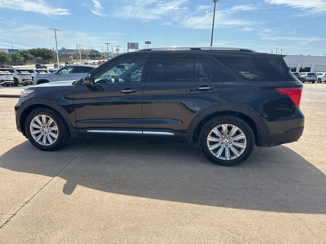 Ford Explorer Limited RWD 2023