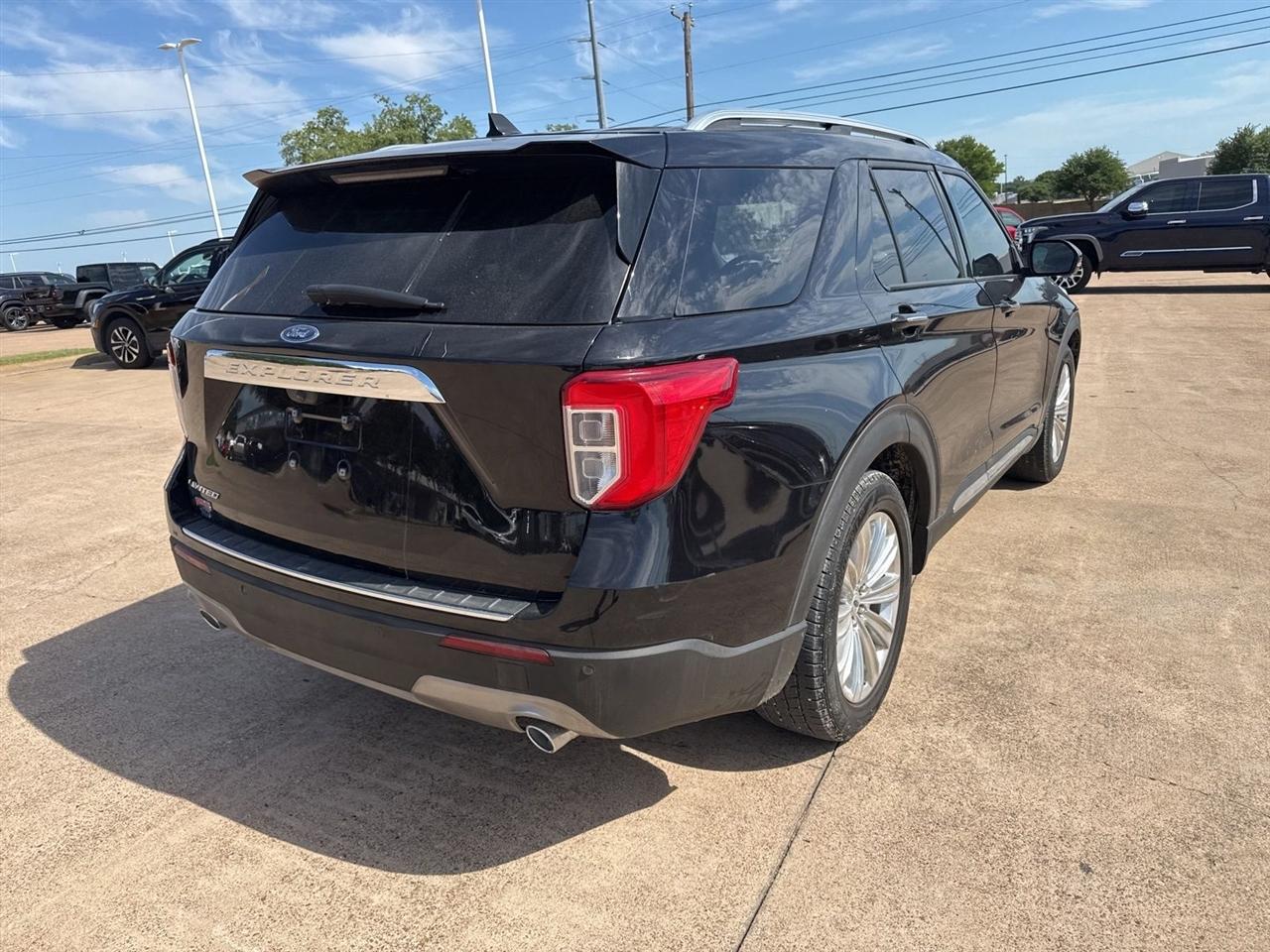 Ford Explorer Limited RWD 2023