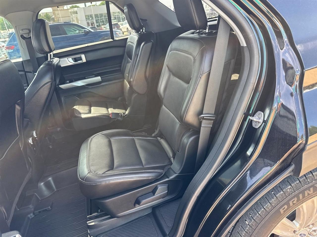 Ford Explorer Limited RWD 2023