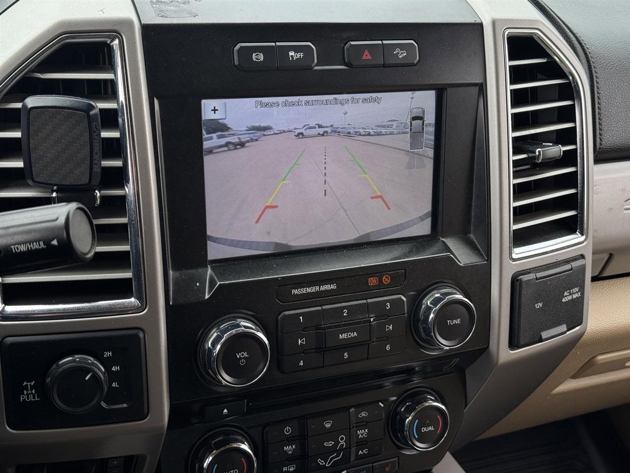 Ford Super Duty F-350 SRW King Ranch 4WD Crew Cab 8' Box 2017