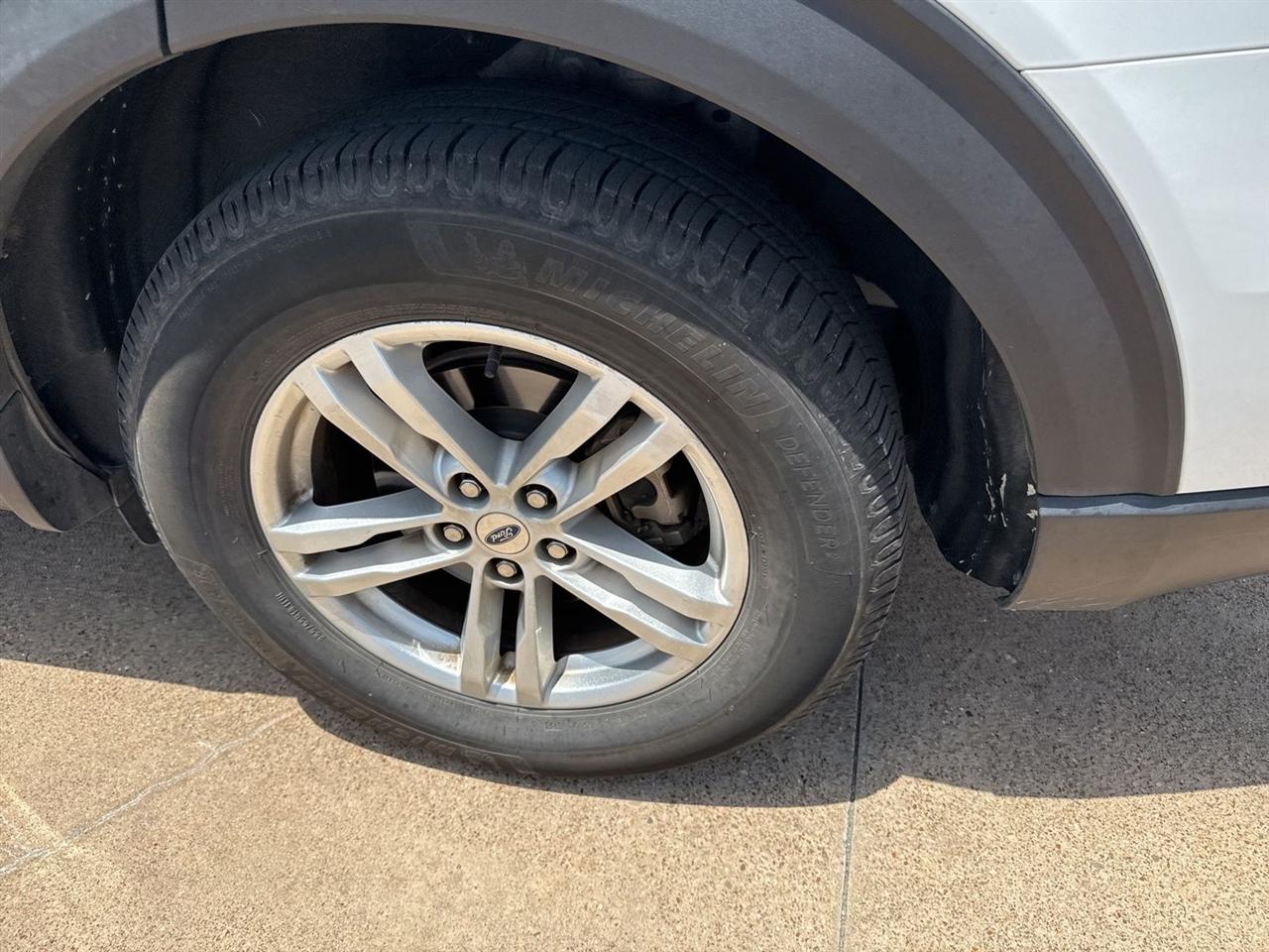 Ford Explorer XLT RWD 2020