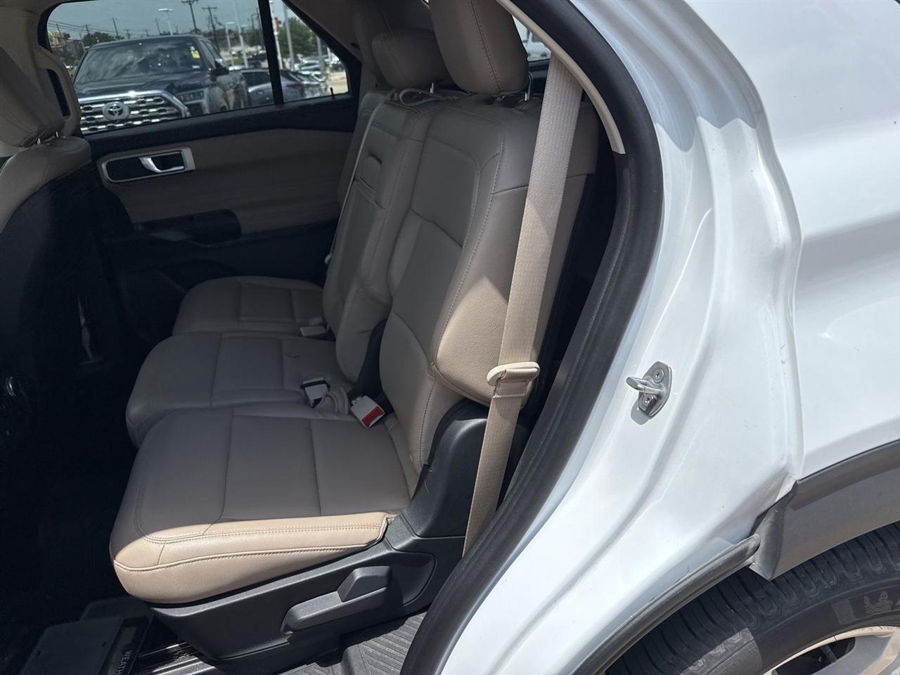 Ford Explorer XLT RWD 2020