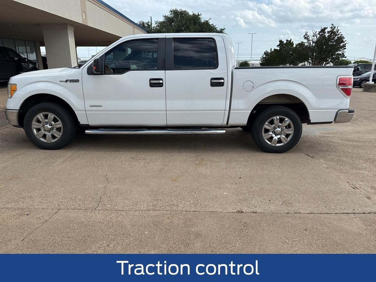 Ford F-150 2WD SuperCrew 145" Platinum 2011