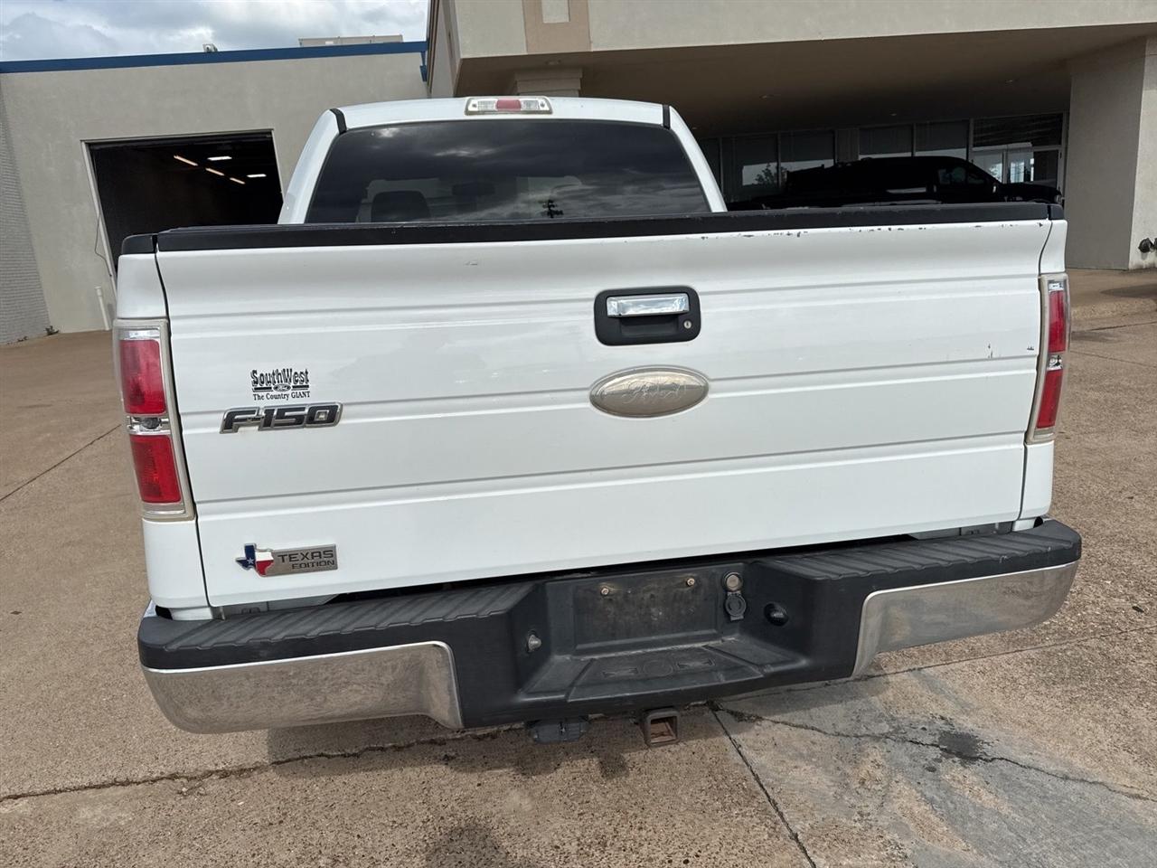 Ford F-150 2WD SuperCrew 145" Platinum 2011
