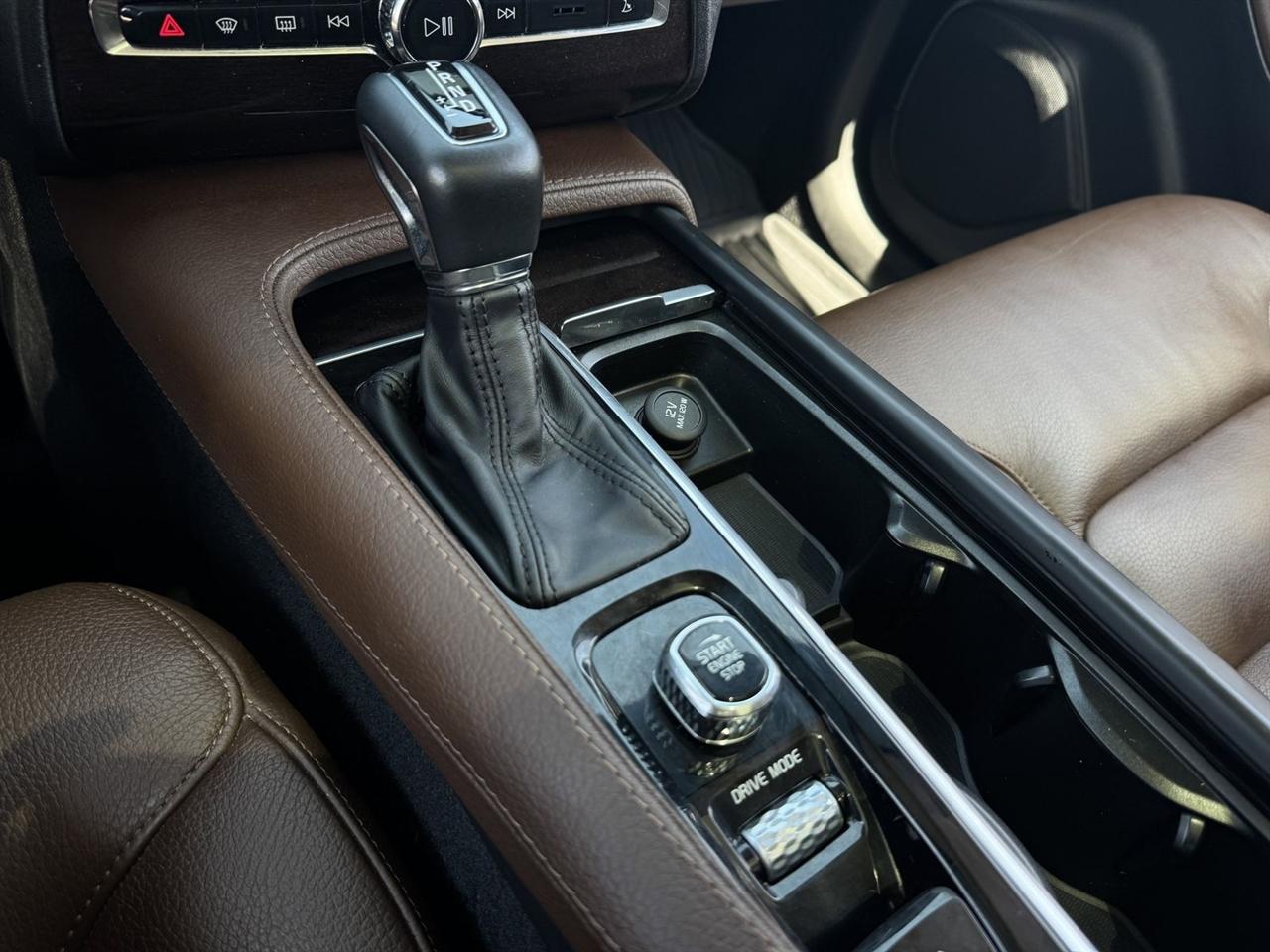Volvo XC90 T6 AWD Momentum 2019