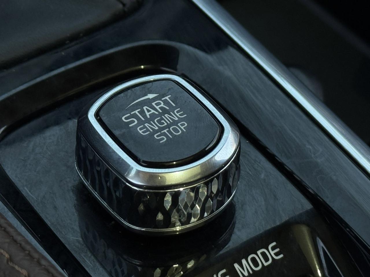 Volvo XC90 T6 AWD Momentum 2019