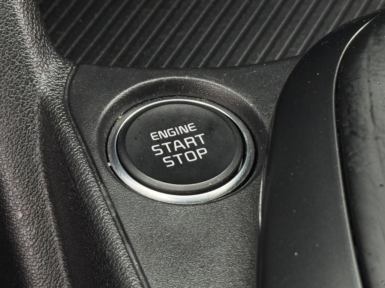 Kia K4 LXS FWD 2025