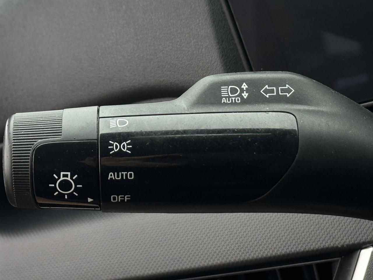 Kia K4 LXS FWD 2025