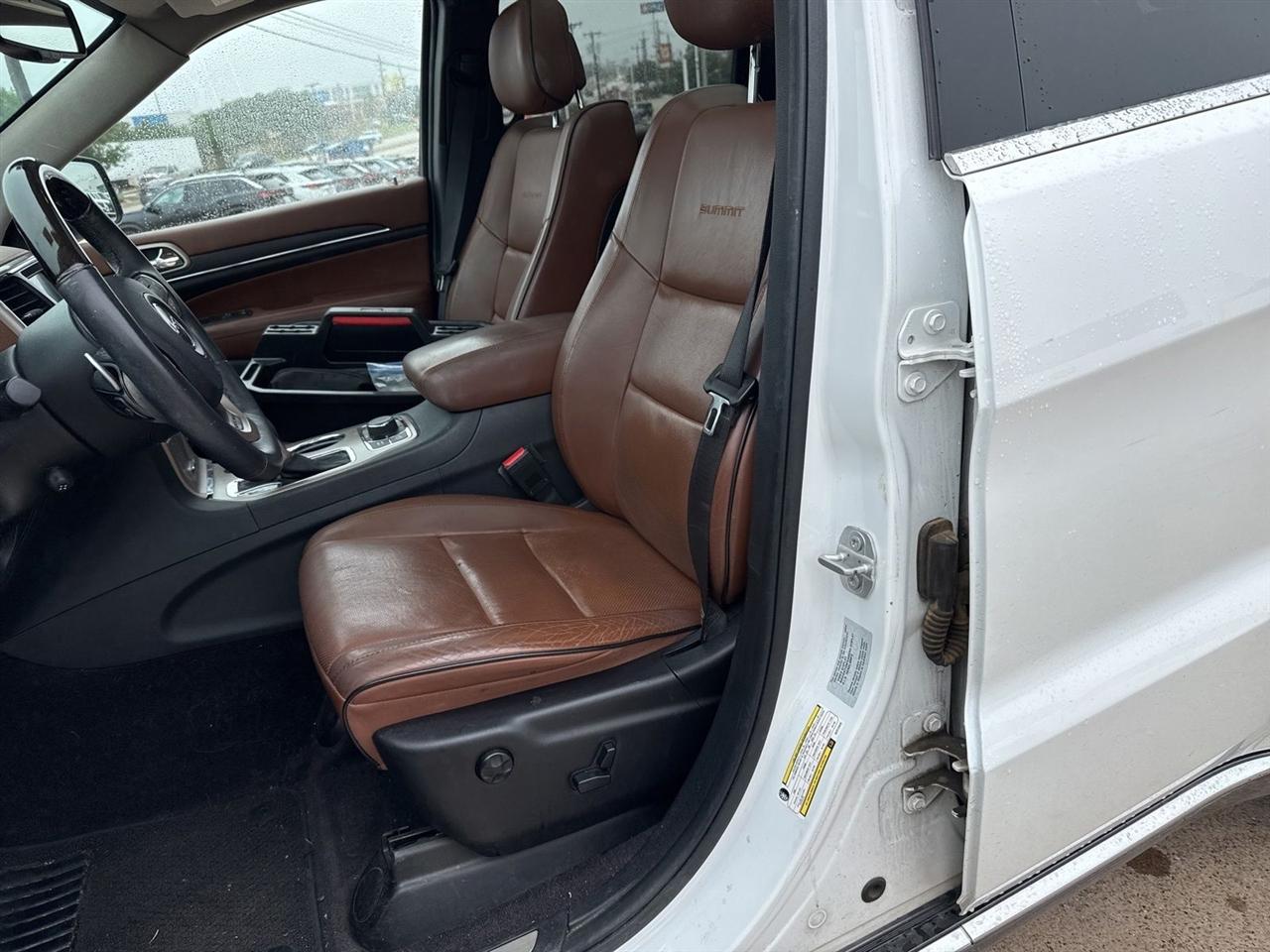 Jeep Grand Cherokee 4WD 4dr Summit 2016