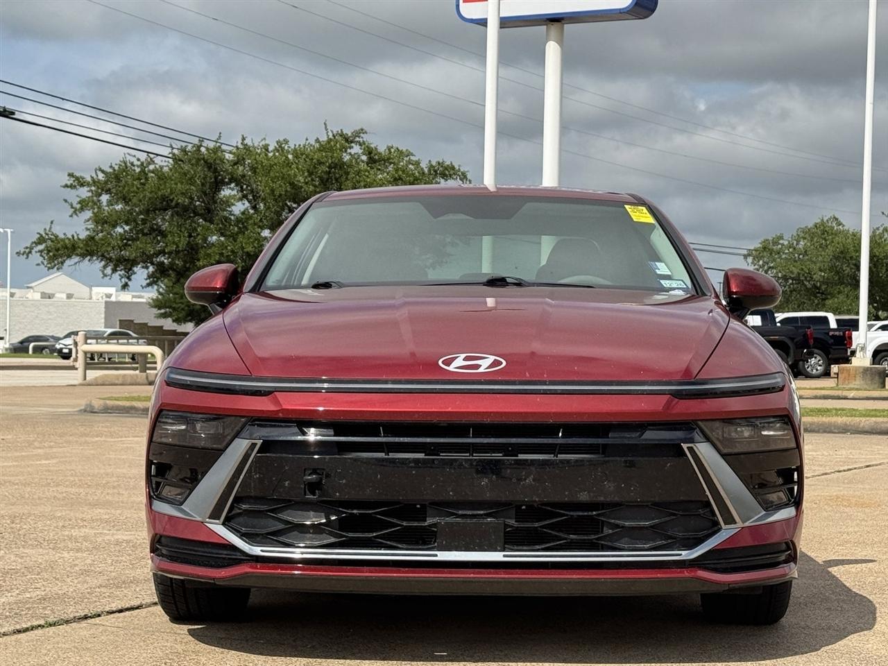 Hyundai Sonata SEL 2.5L FWD 2024