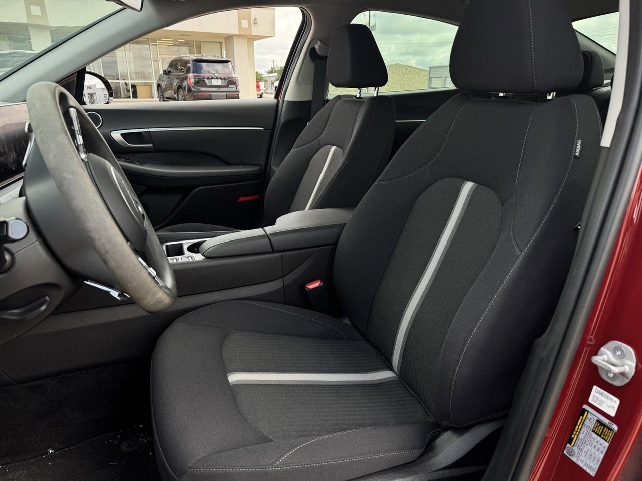 Hyundai Sonata SEL 2.5L FWD 2024