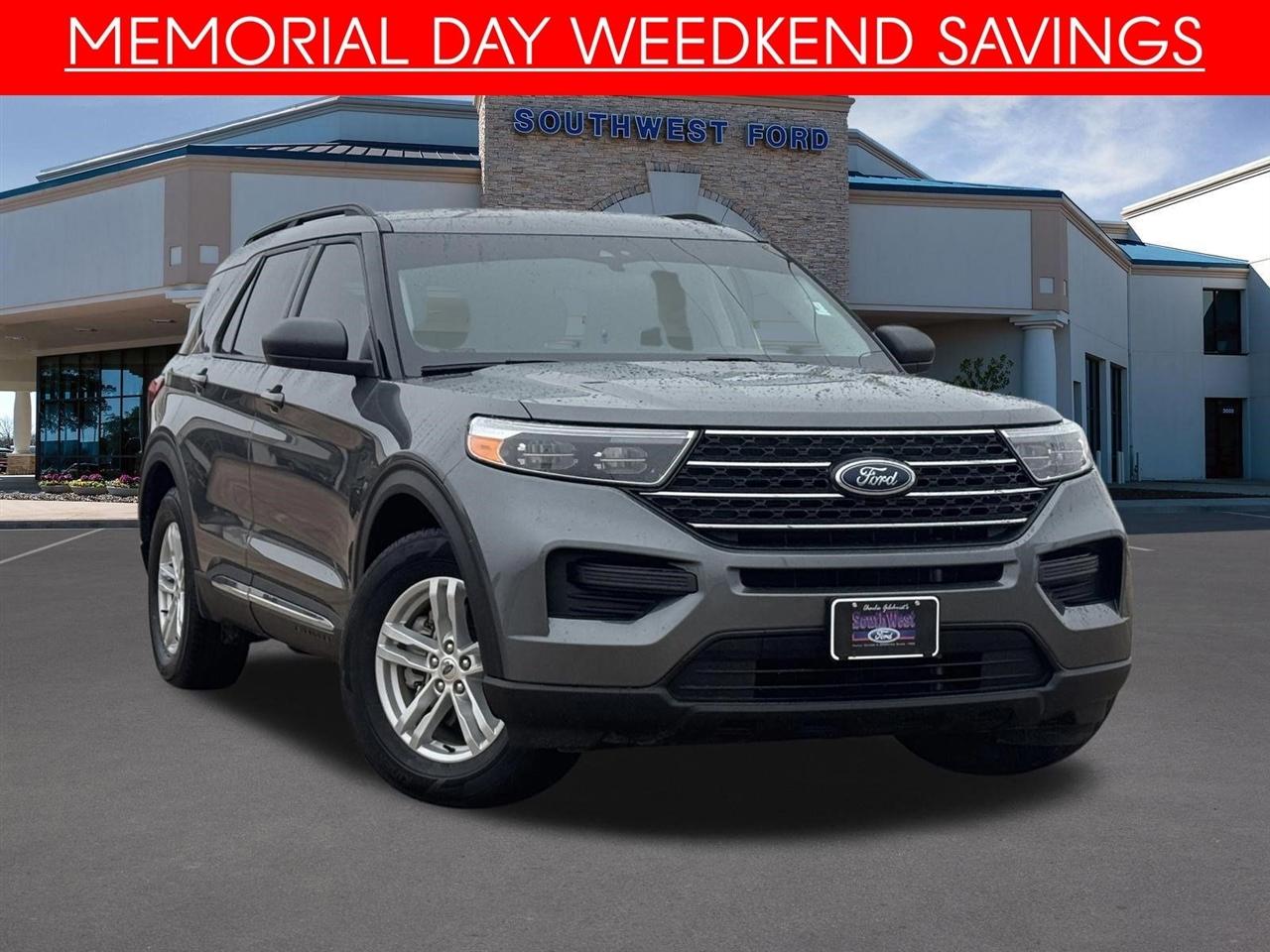 2024 Ford Explorer XLT RWD
