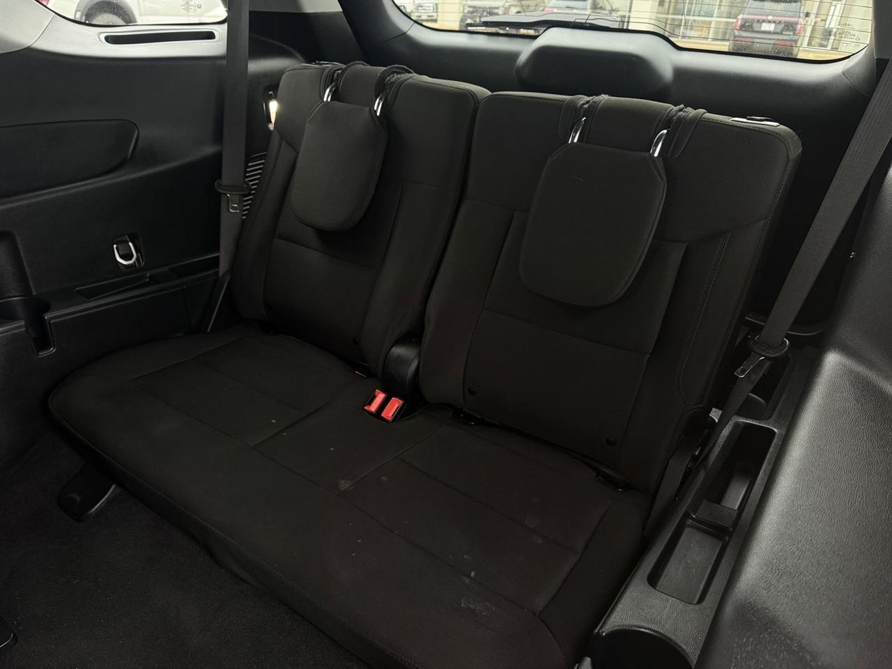 Ford Explorer XLT RWD 2024