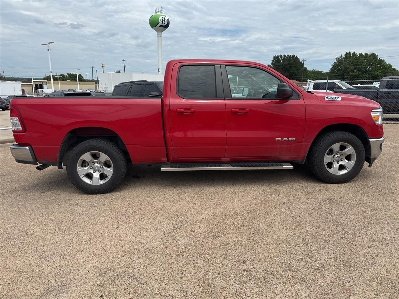 RAM 1500 Big Horn 4x2 Quad Cab 6'4" Box 2022