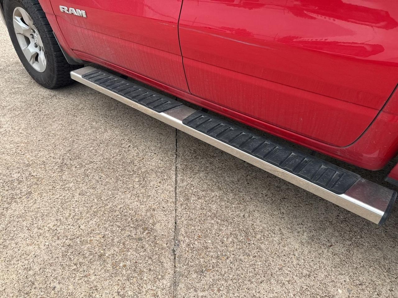 RAM 1500 Big Horn 4x2 Quad Cab 6'4" Box 2022