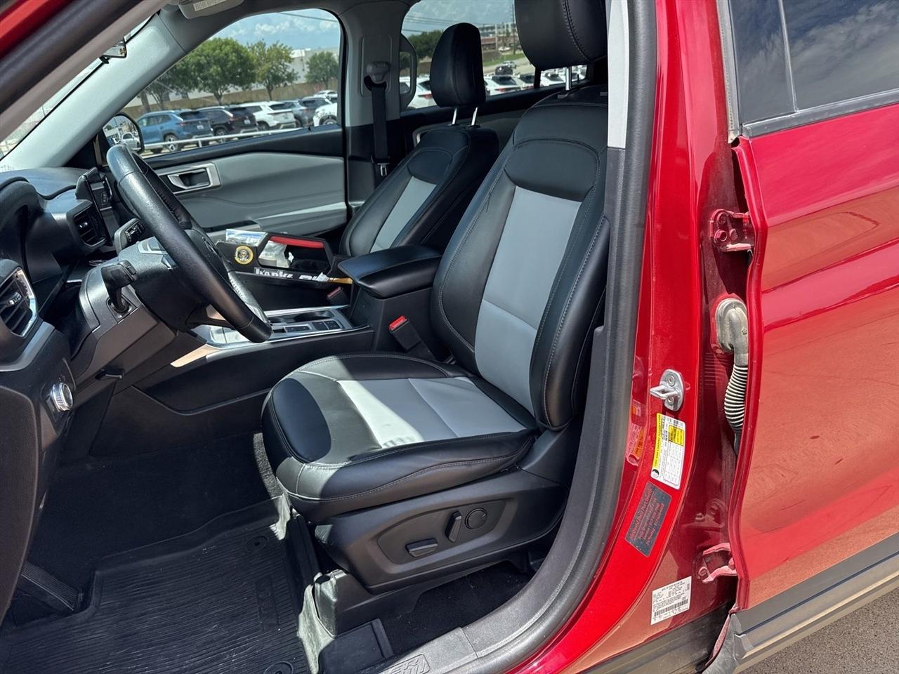 Ford Explorer XLT RWD 2022