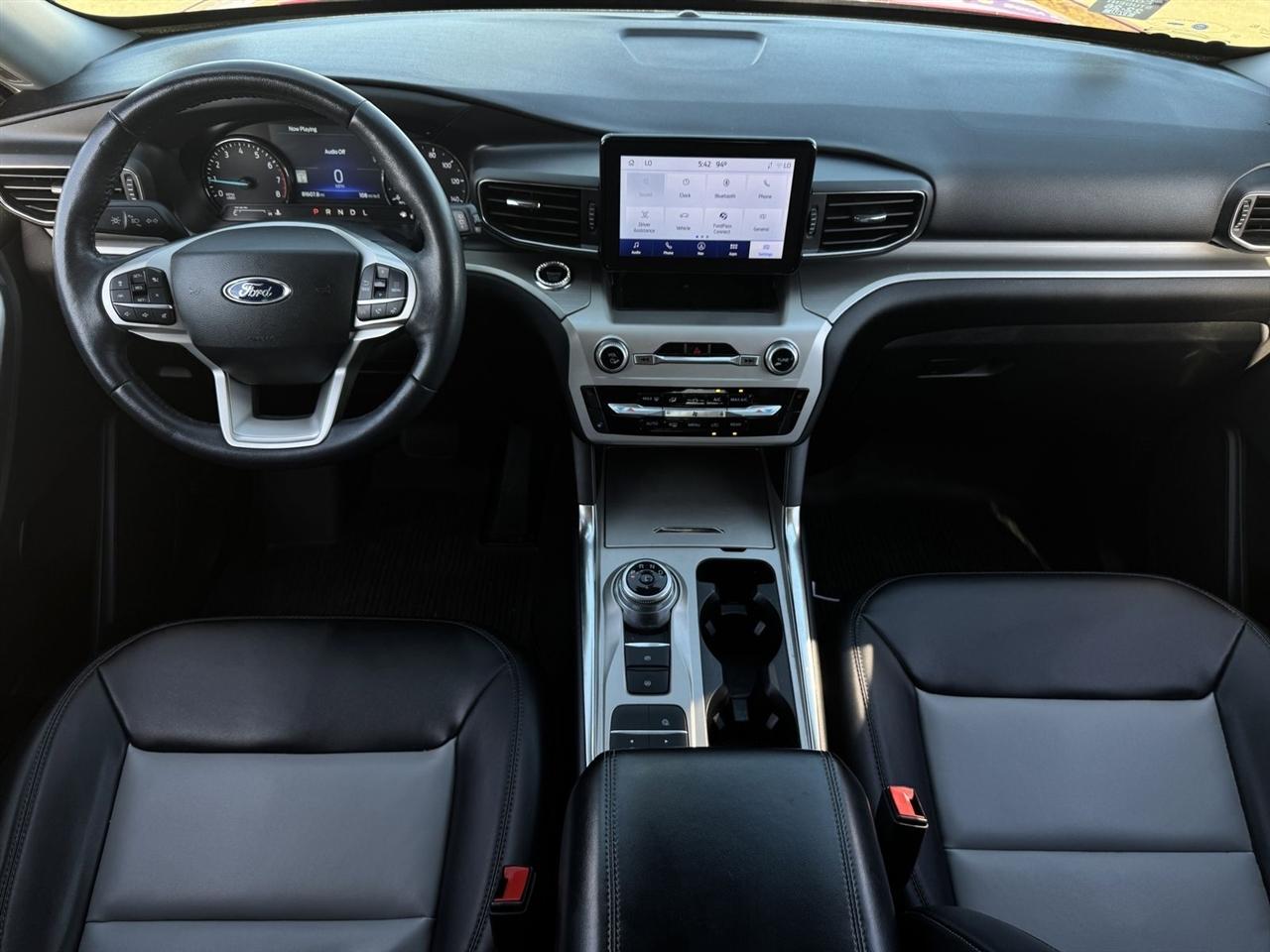 Ford Explorer XLT RWD 2022