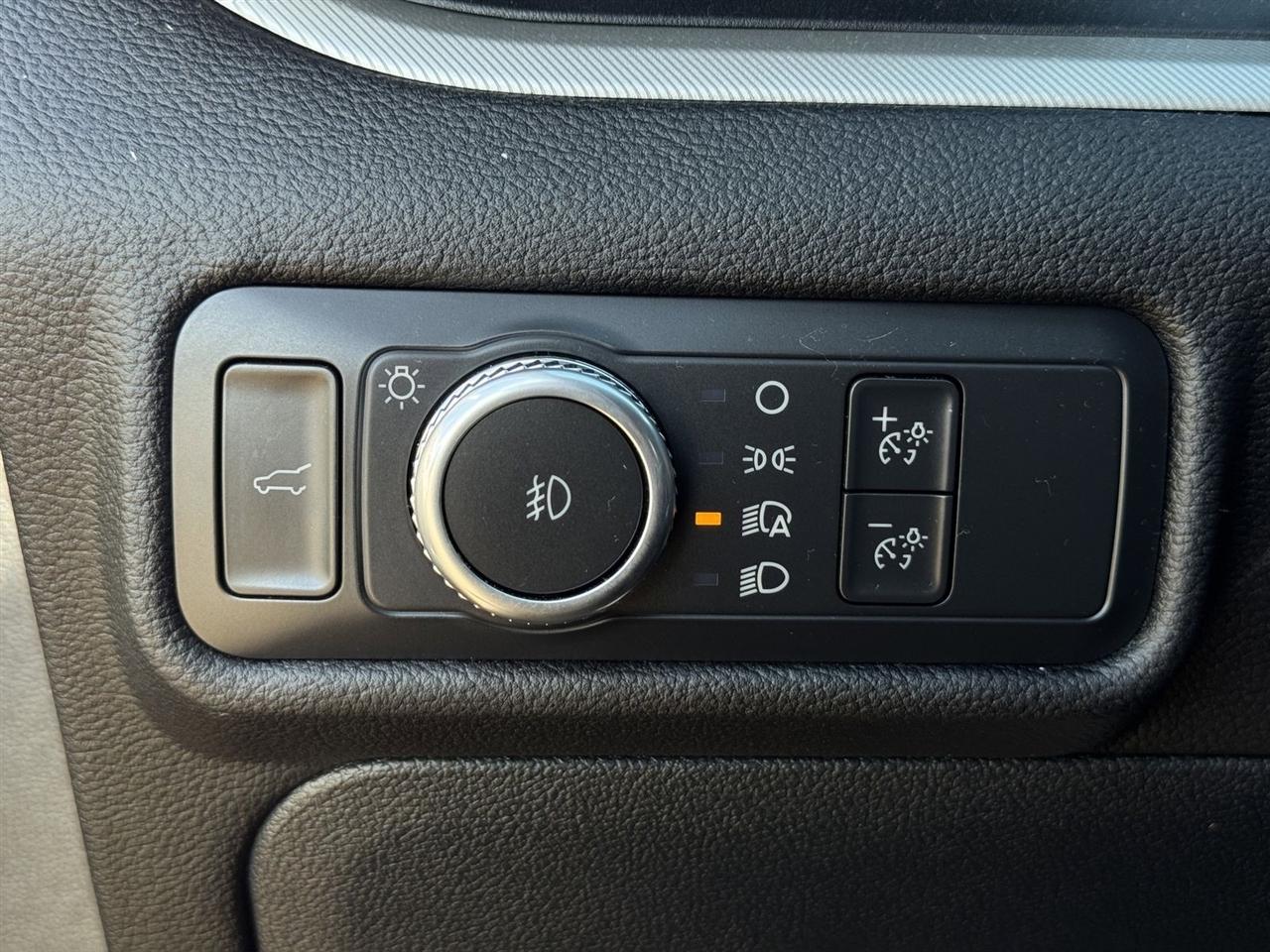 Ford Explorer XLT RWD 2022