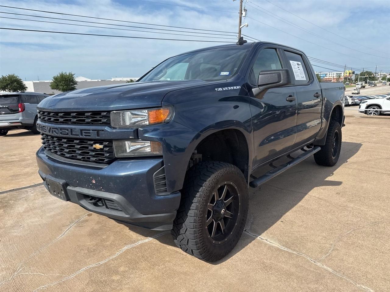 Chevrolet Silverado 1500 2WD Crew Cab 147" Custom 2020