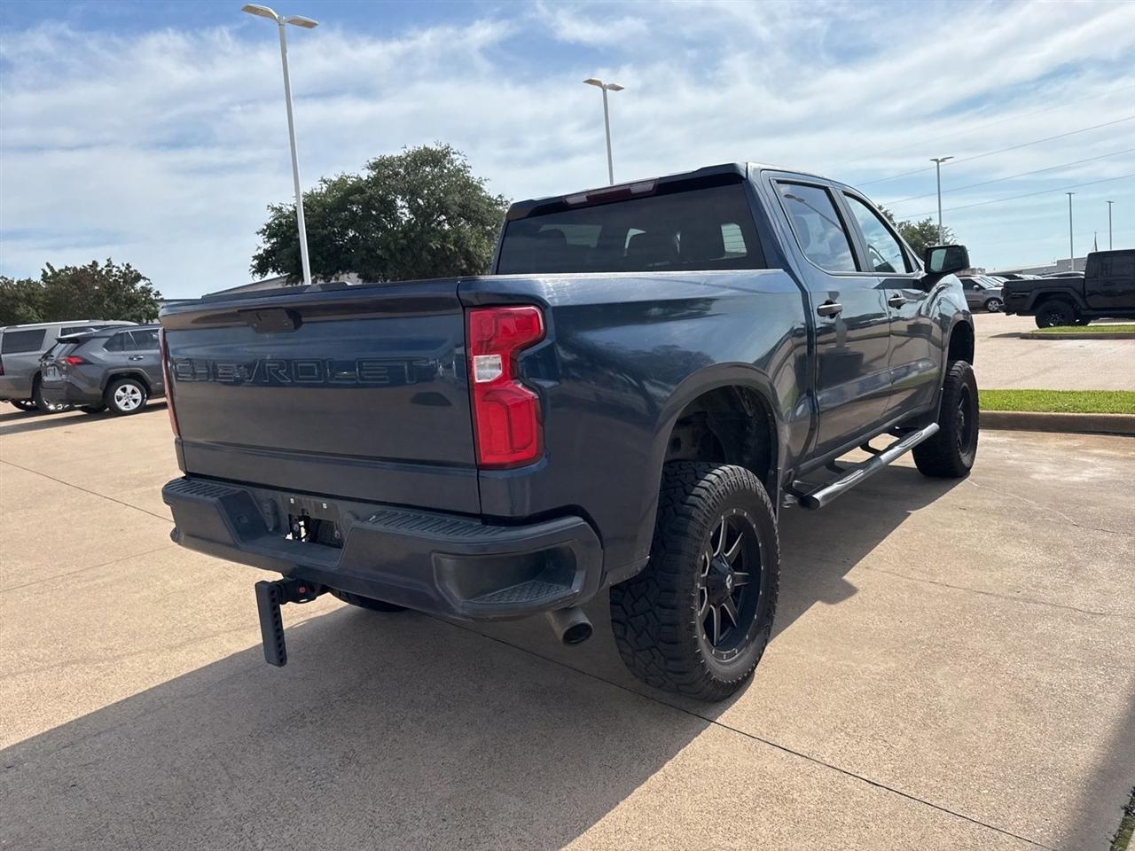 Chevrolet Silverado 1500 2WD Crew Cab 147" Custom 2020