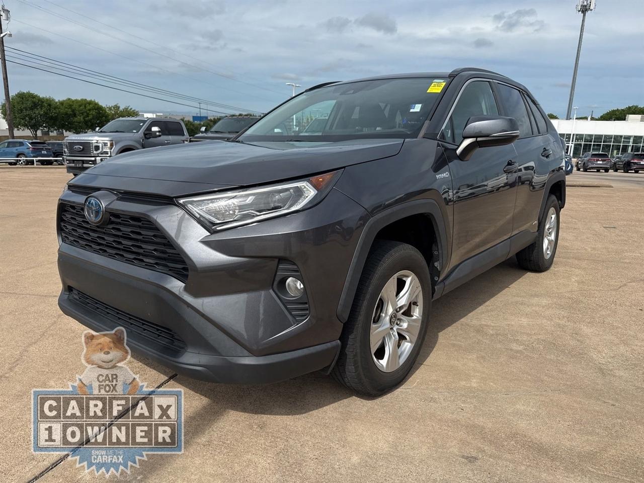 Toyota RAV4 Hybrid XLE AWD (Natl) 2021