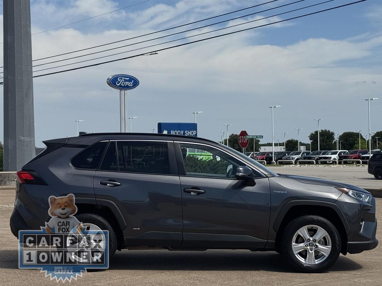 Toyota RAV4 Hybrid XLE AWD (Natl) 2021