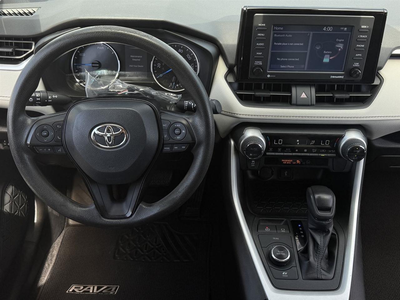 Toyota RAV4 Hybrid XLE AWD (Natl) 2021