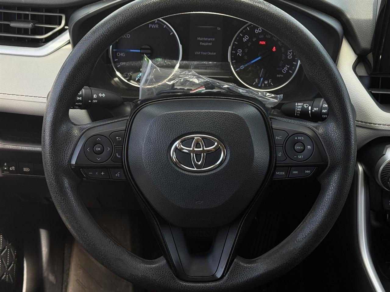 Toyota RAV4 Hybrid XLE AWD (Natl) 2021