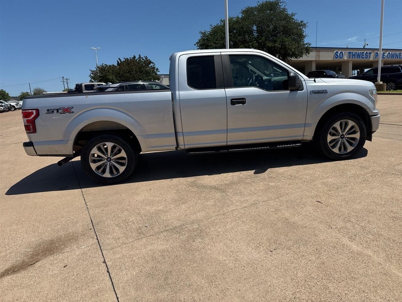 Ford F-150 Lariat 2WD SuperCab 8' Box 2018