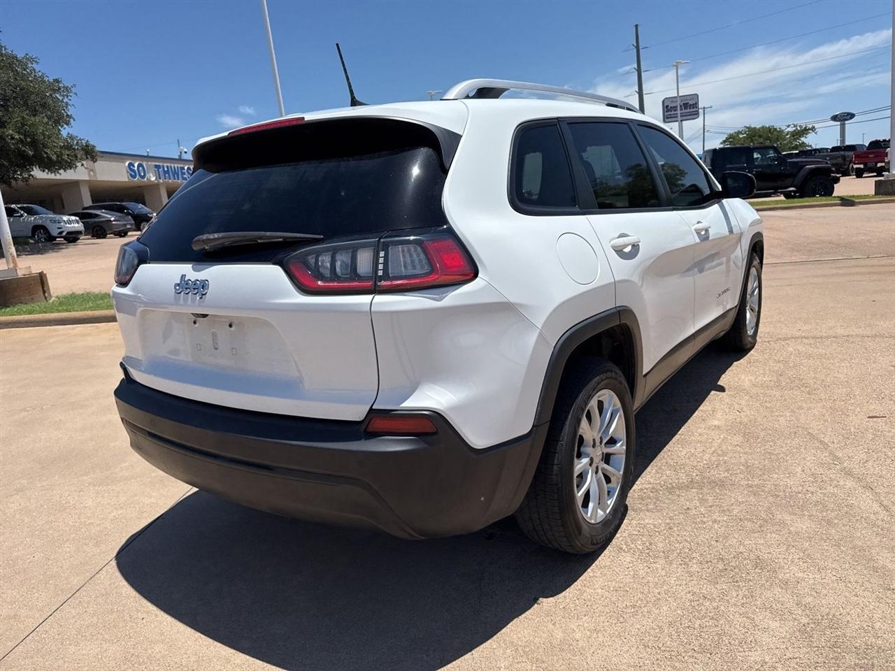 Jeep Cherokee Latitude FWD 2020