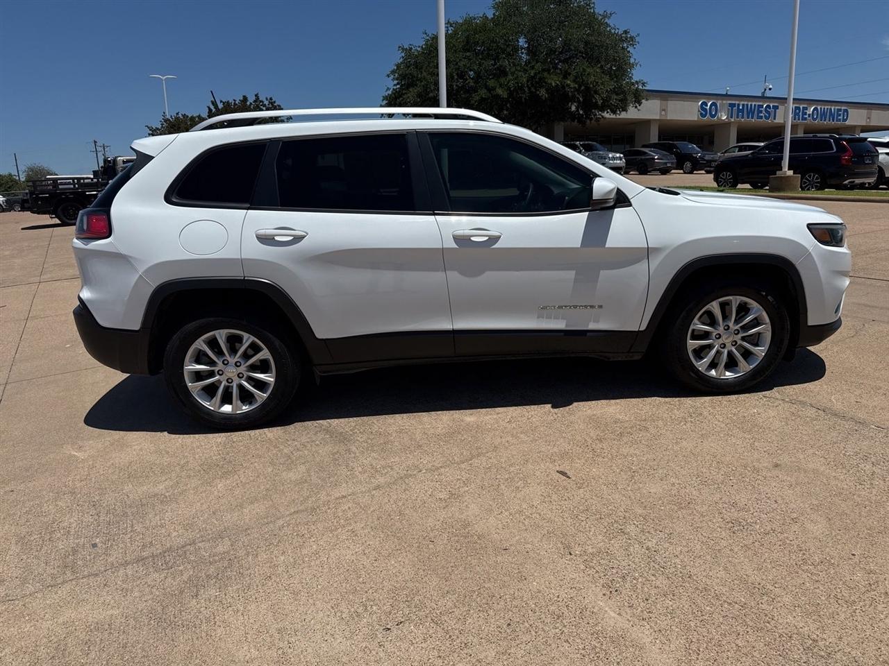 Jeep Cherokee Latitude FWD 2020