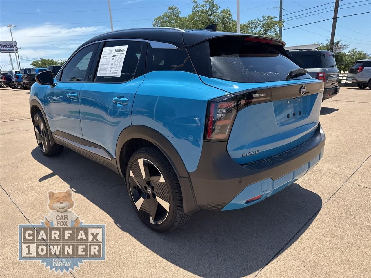 Nissan Kicks SR FWD 2025