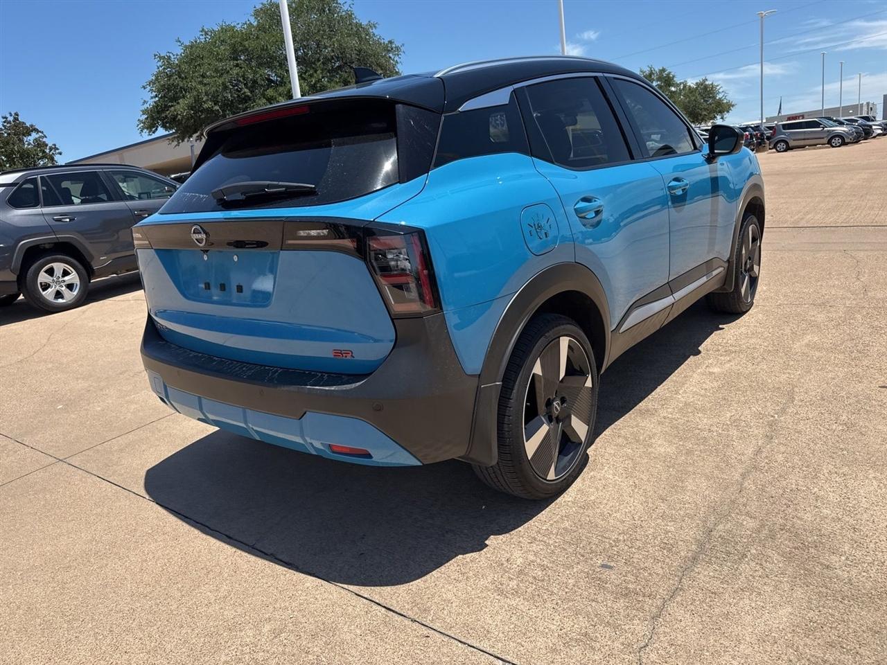 Nissan Kicks SR FWD 2025