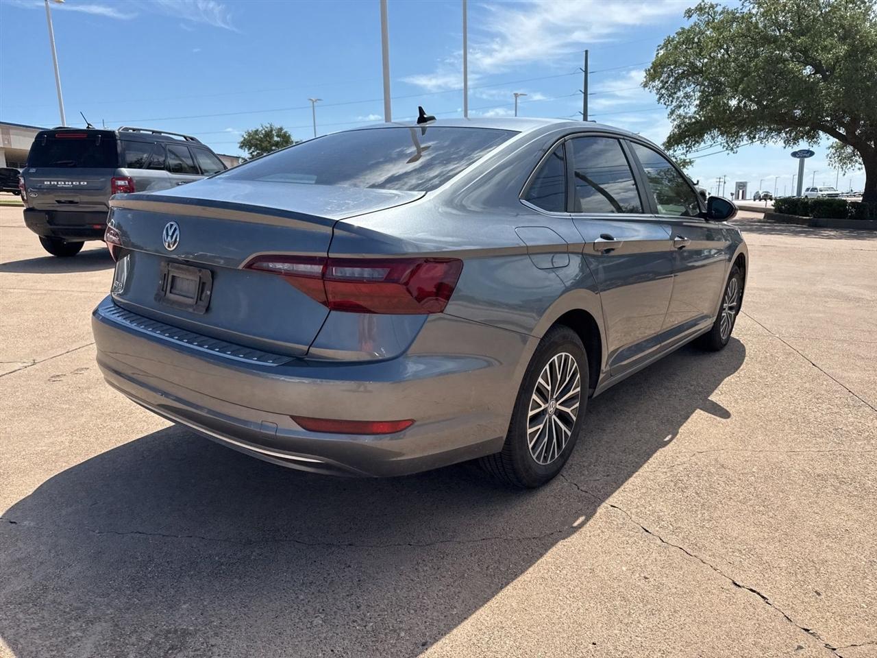 Volkswagen Jetta R-Line Auto 2021