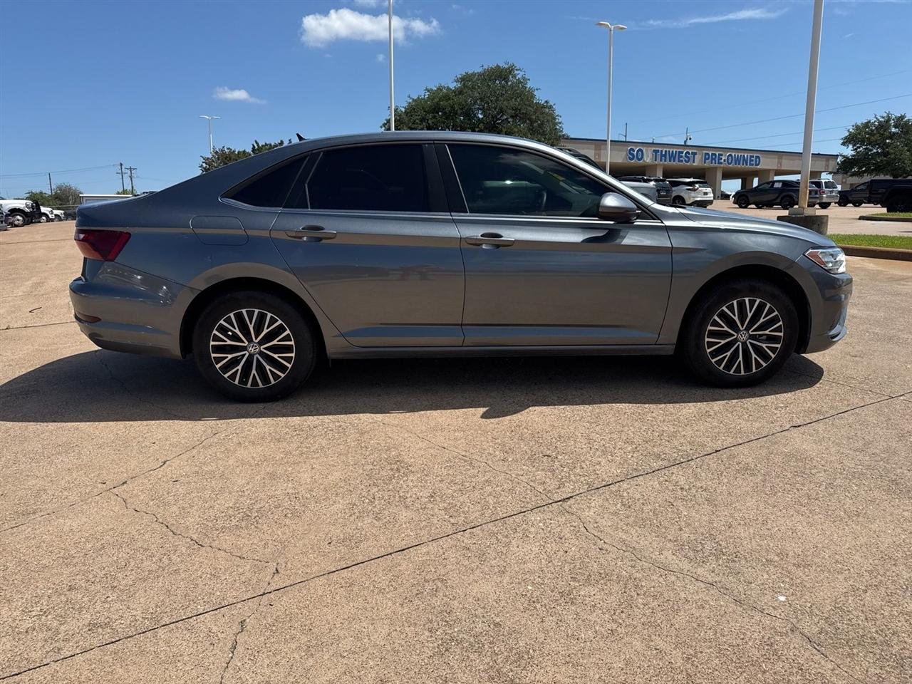 Volkswagen Jetta R-Line Auto 2021