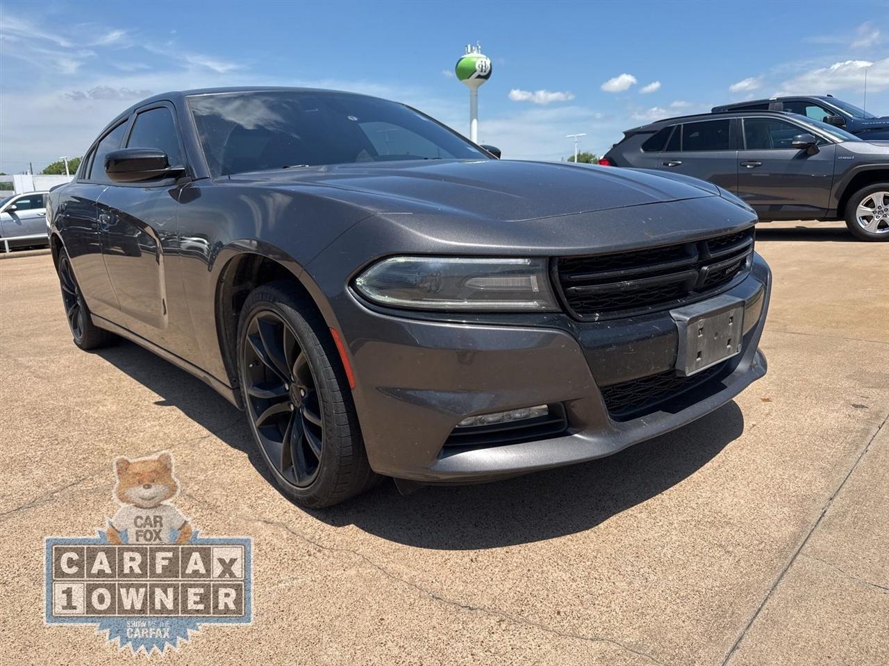2016 Dodge Charger 4dr Sdn SXT RWD