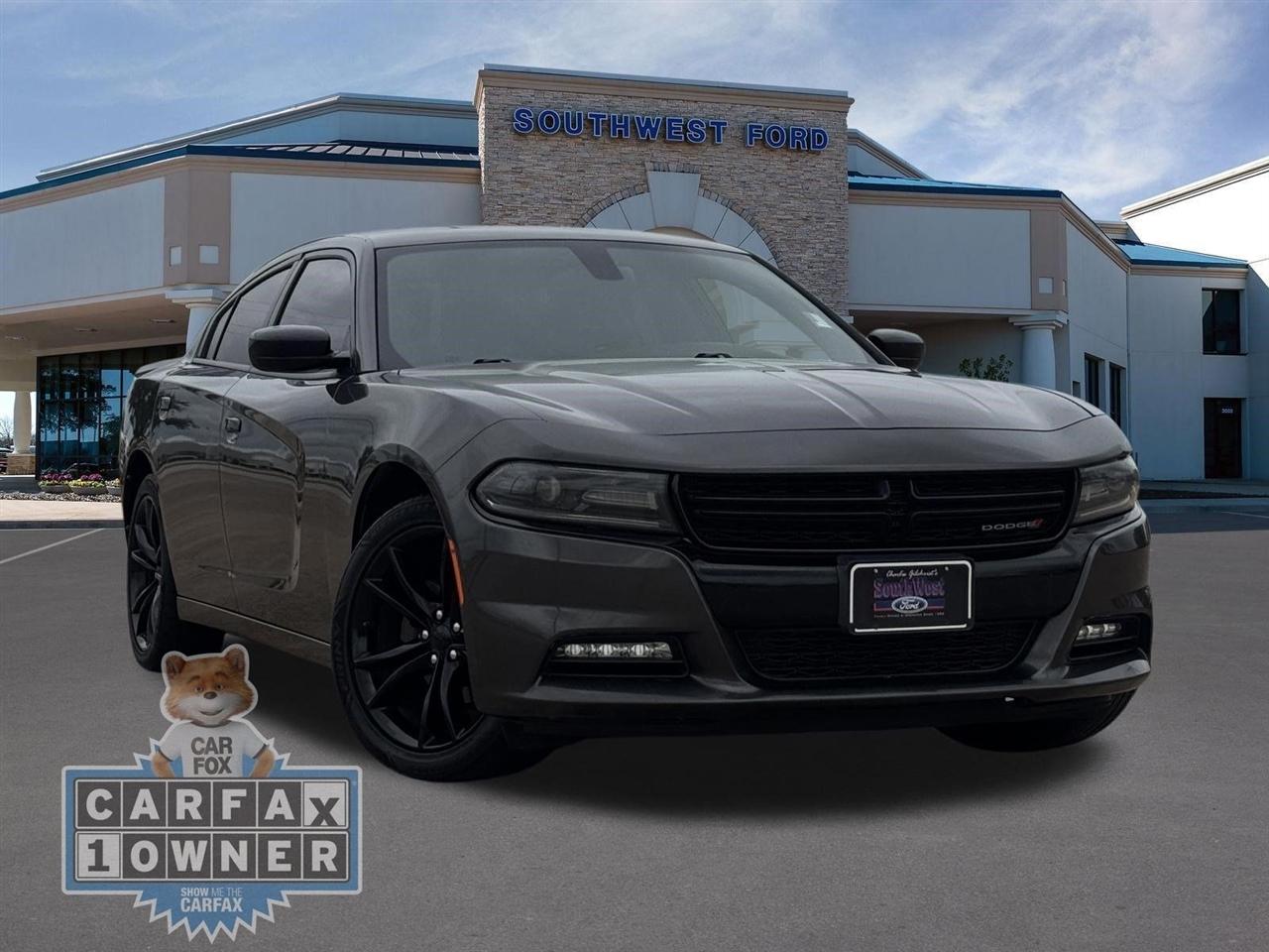 2016 Dodge Charger 4dr Sdn SXT RWD