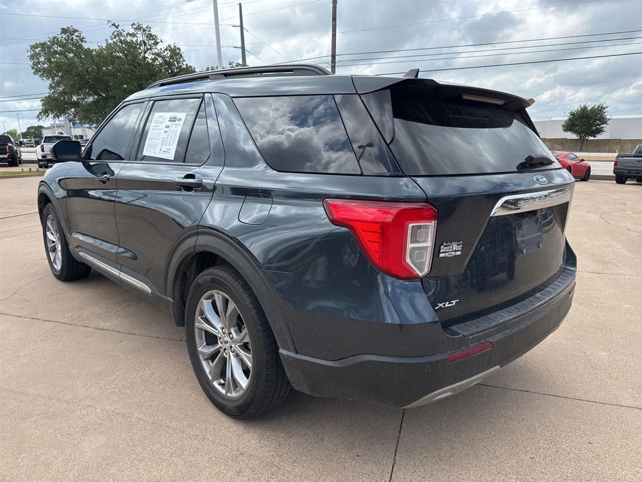 Ford Explorer XLT RWD 2022