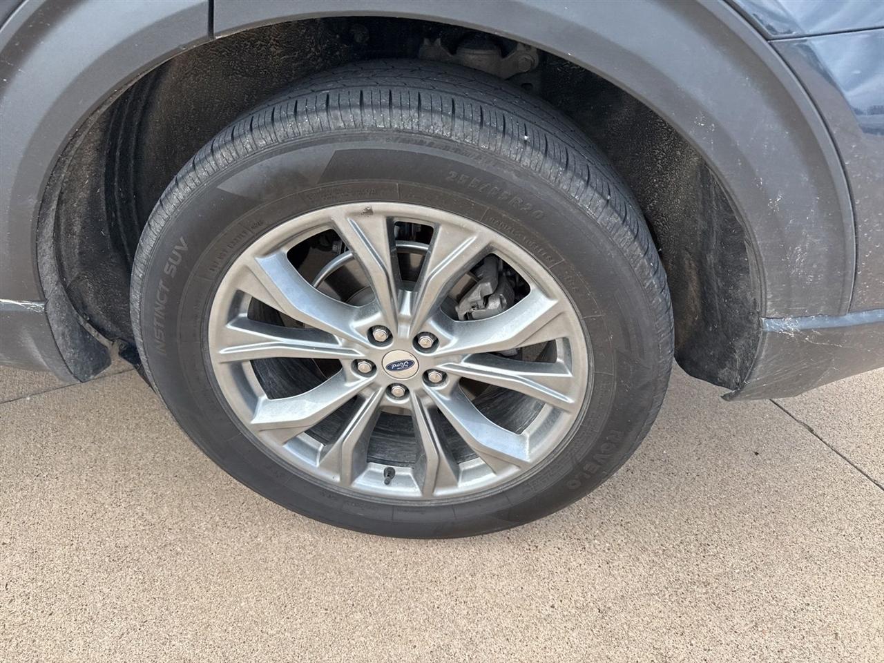 Ford Explorer XLT RWD 2022