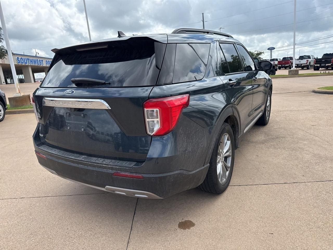 Ford Explorer XLT RWD 2022