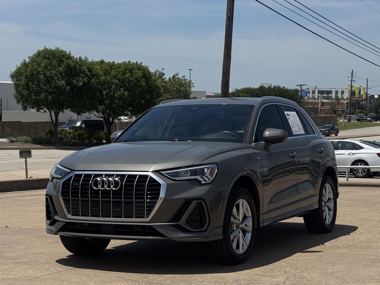Audi Q3 S line Premium Plus 45 TFSI quattro 2022