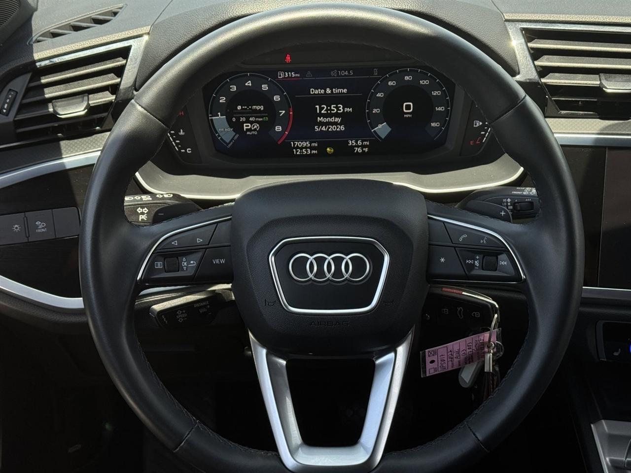 Audi Q3 S line Premium Plus 45 TFSI quattro 2022