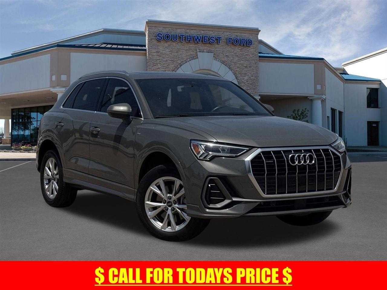 2022 Audi Q3 S line Premium Plus 45 TFSI quattro