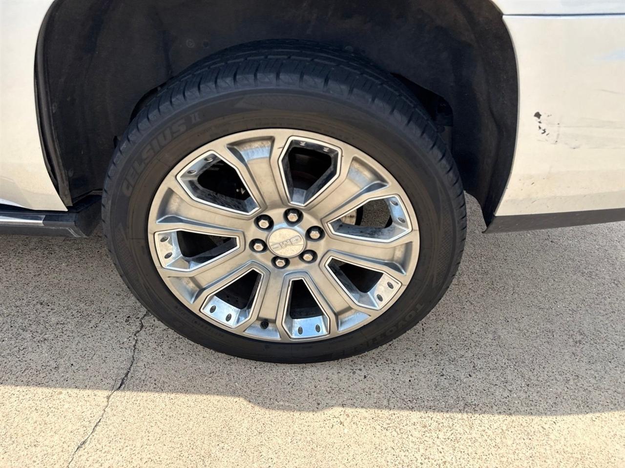 GMC Yukon 2WD 4dr Denali 2016