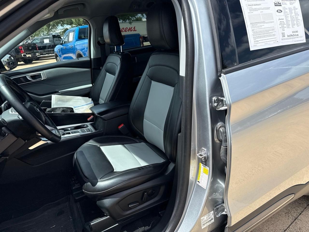 Ford Explorer XLT RWD 2023