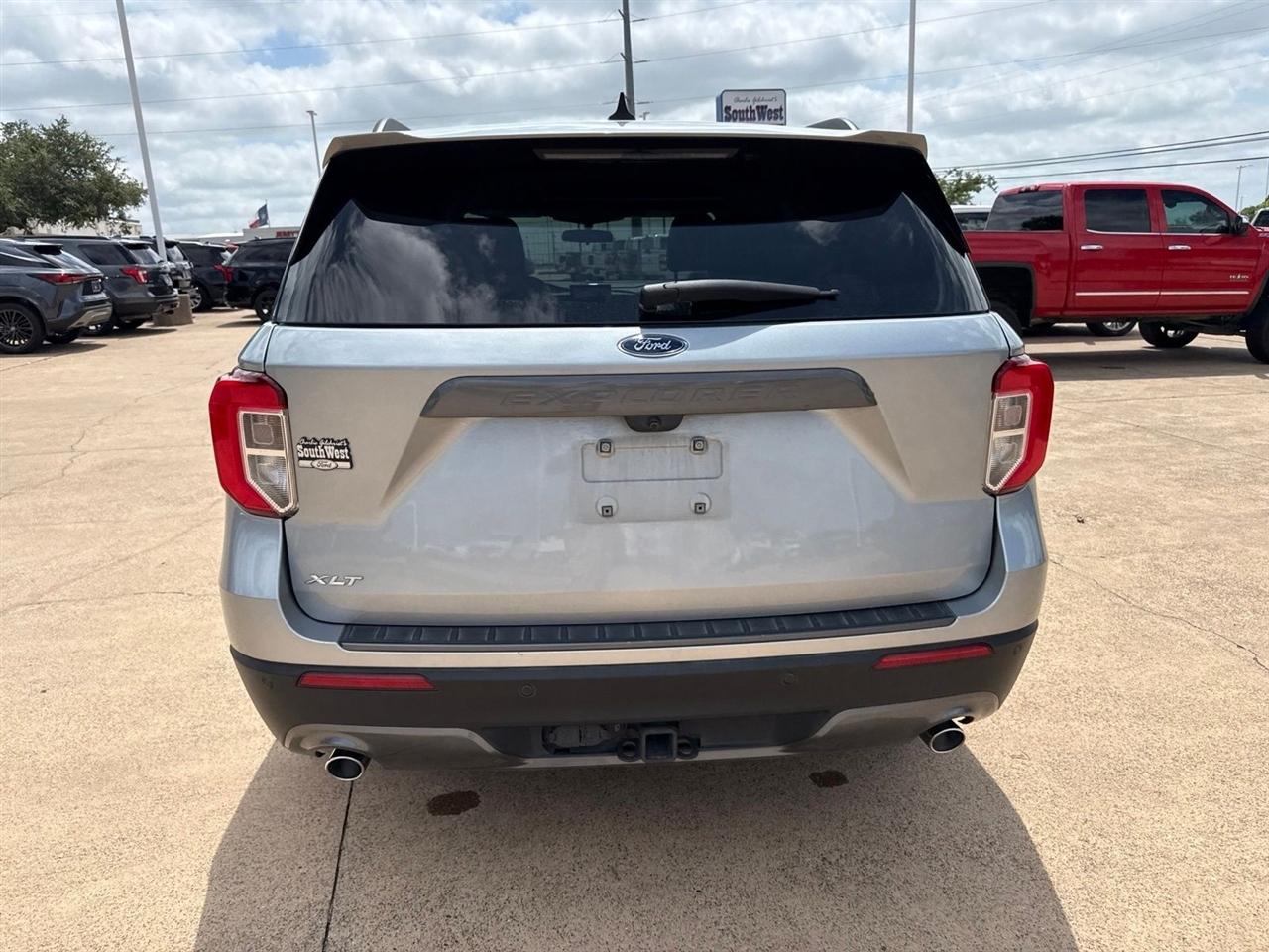 Ford Explorer XLT RWD 2023