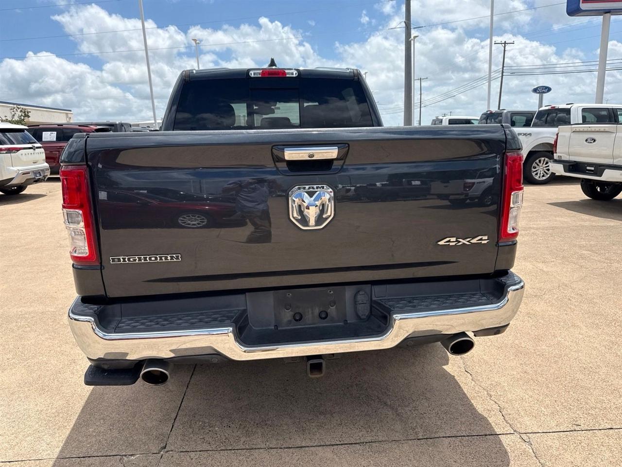 RAM 1500 Big Horn/Lone Star 4x4 Crew Cab 5'7" Box 2019